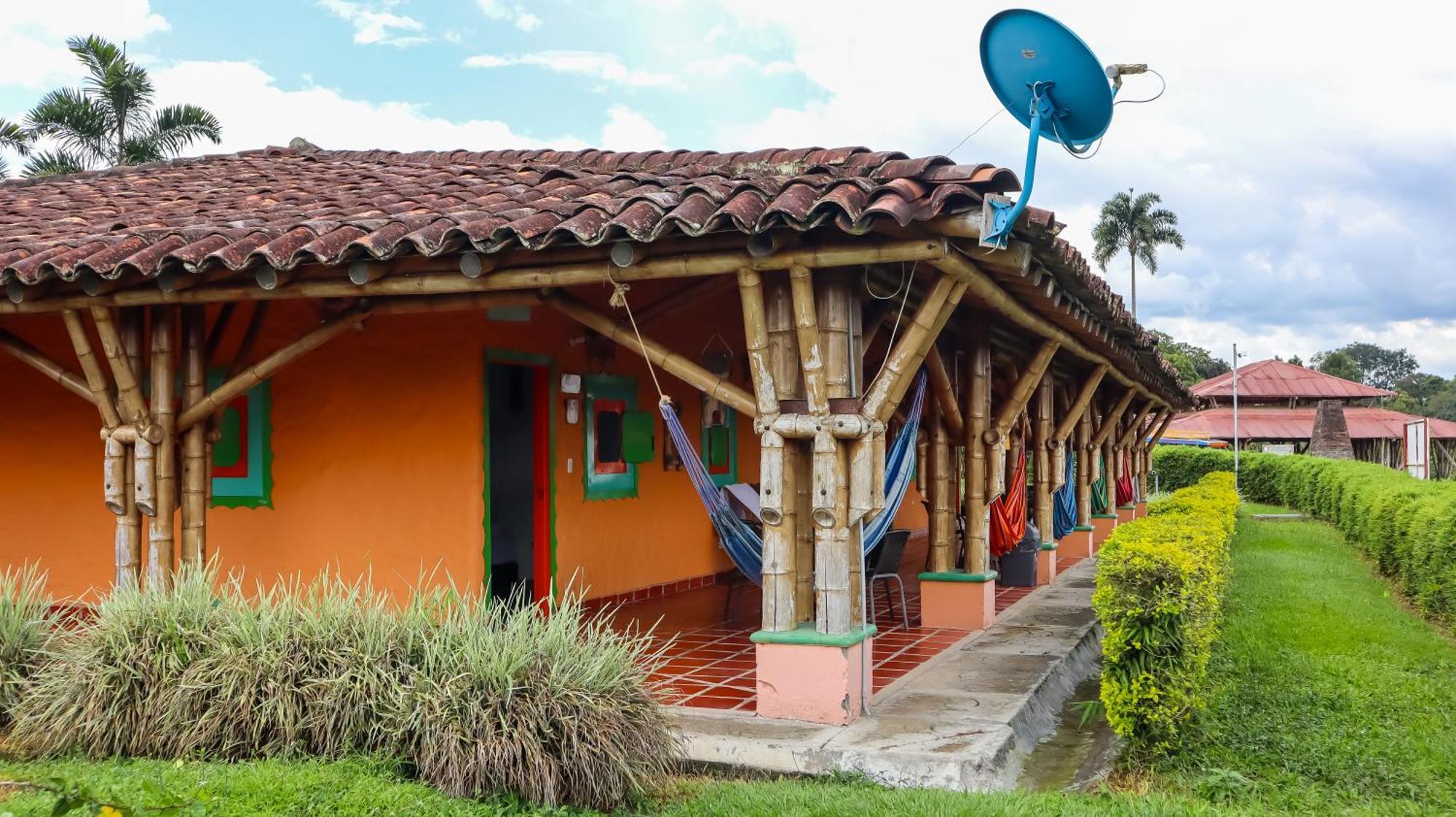 Parque De Arrieros Hotel Montenegro